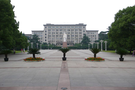 華中科技大學(xué)校園圖片_大學(xué)圖片2