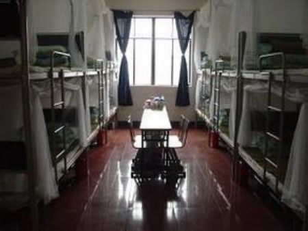 遼東學(xué)院宿舍圖片_寢室圖片15