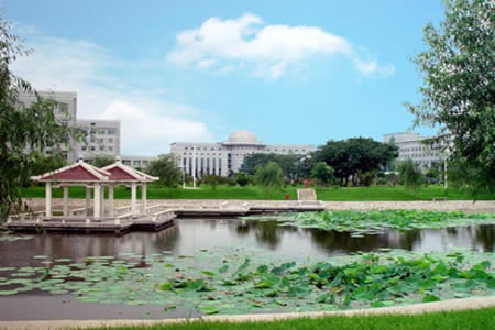 沈陽醫(yī)學(xué)院校園圖片_校園圖片3