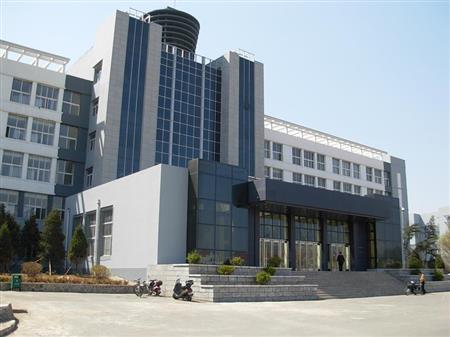 遼寧科技大學(xué)校園圖片_校園圖片4