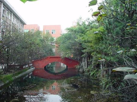 西華大學(xué)校園圖片_校園圖片4