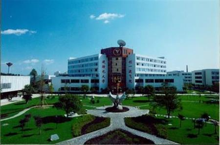 中國(guó)民用航空飛行學(xué)院校園圖片_校園圖片4