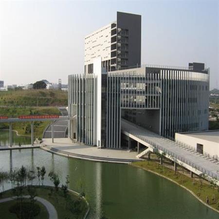廣東藥學(xué)院校園圖片_大學(xué)圖片2