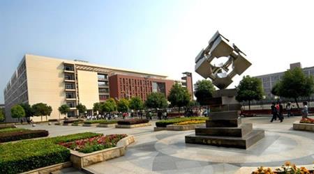 長江大學(xué)校園圖片_大學(xué)圖片9