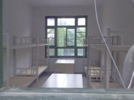 黔南民族師范學(xué)院宿舍圖片_寢室圖片16