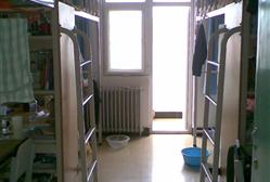 北京石油化工學(xué)院宿舍圖片_寢室圖片17