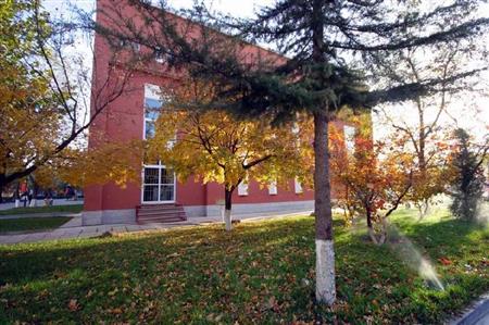 北京石油化工學(xué)院校園圖片_大學(xué)圖片2