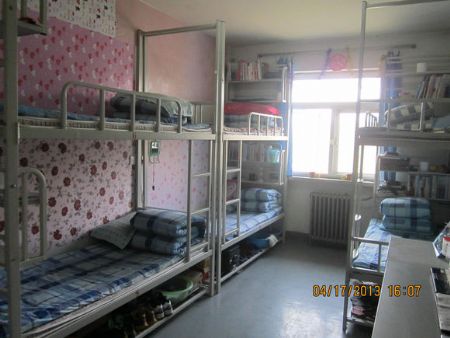 華北科技學(xué)院宿舍圖片_寢室圖片15