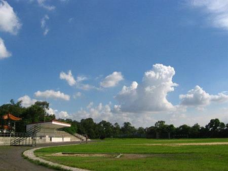 廣州鐵路職業(yè)技術(shù)學(xué)院校園圖片_大學(xué)圖片3