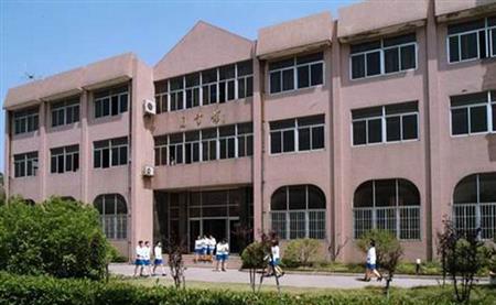 上海交通職業(yè)技術(shù)學(xué)院校園圖片_大學(xué)圖片2