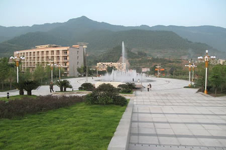 四川文理學(xué)院校園圖片_大學(xué)圖片6