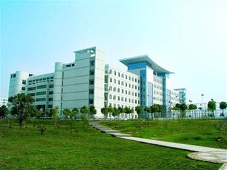 鄂州職業(yè)大學(xué)校園圖片_大學(xué)圖片2