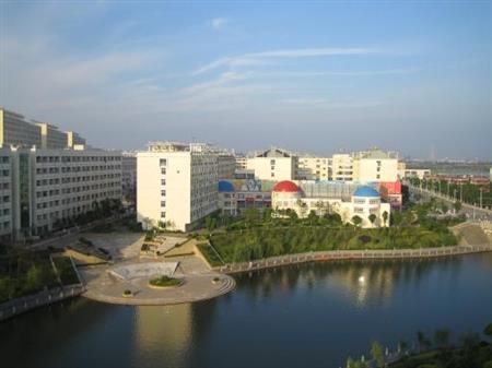 南昌理工學(xué)院校園圖片_大學(xué)圖片6
