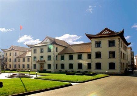 昆明學(xué)院校園圖片_大學(xué)圖片4