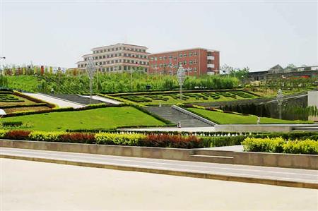 西京學(xué)院校園圖片_校園圖片3