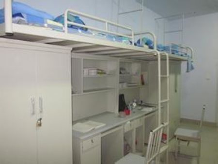 青島濱海學(xué)院宿舍圖片_寢室圖片13