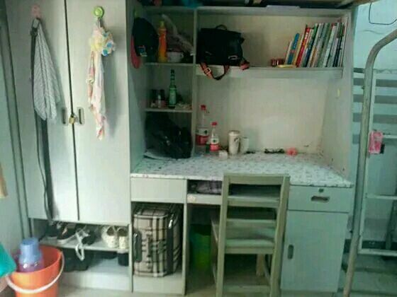 武漢工業(yè)職業(yè)技術(shù)學(xué)院宿舍圖片_寢室圖片13