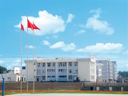 武漢工程職業(yè)技術(shù)學(xué)院校園圖片_大學(xué)圖片3