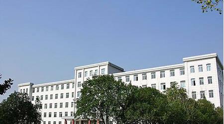 荊楚理工學(xué)院校園圖片_大學(xué)圖片4