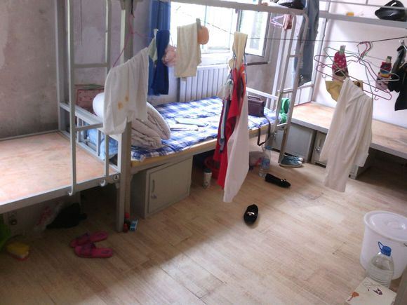 遼源職業(yè)技術學院宿舍圖片_寢室圖片5