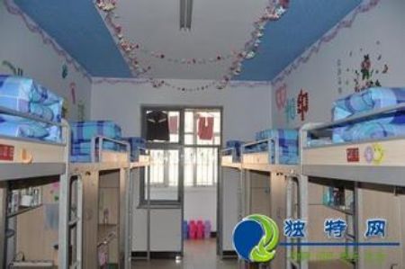 山西大學商務(wù)學院宿舍圖片_寢室圖片5