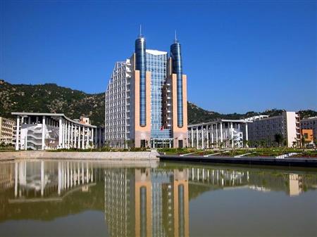 廈門城市職業(yè)學(xué)院校園圖片_大學(xué)圖片3