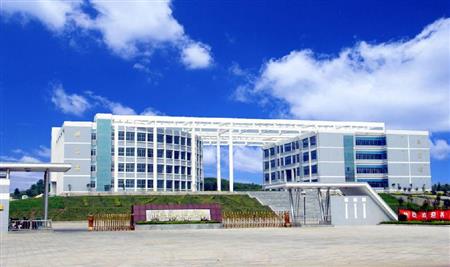 山東交通職業(yè)學(xué)院校園圖片_大學(xué)圖片3