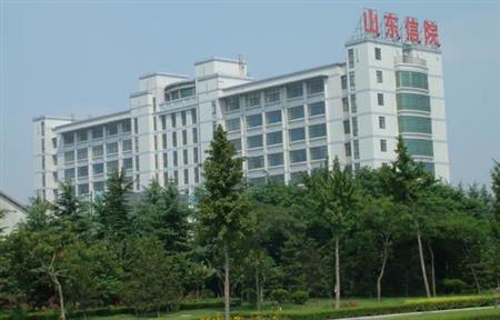 山東信息職業(yè)技術(shù)學(xué)院校園圖片_大學(xué)圖片4