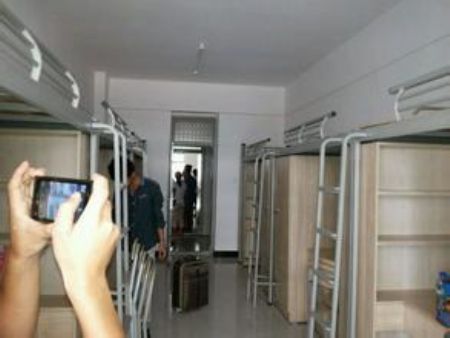 貴州交通職業(yè)技術(shù)學(xué)院宿舍圖片_寢室圖片9