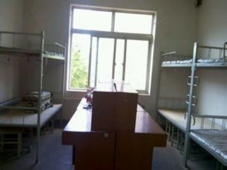 遼寧大學宿舍圖片_寢室圖片16