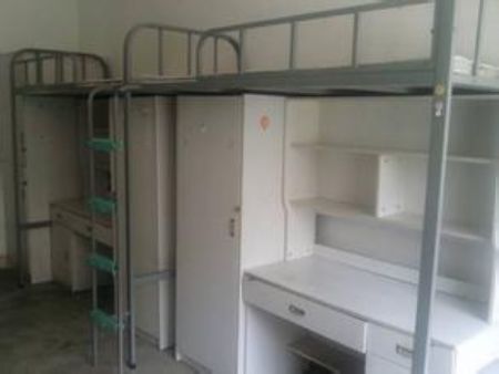 遼寧大學(xué)宿舍圖片_寢室圖片17