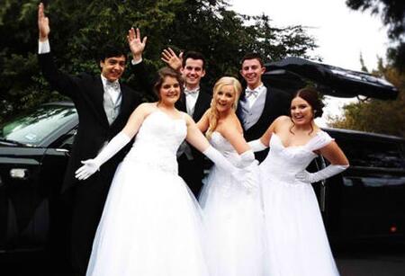 有種舞會(huì)叫別人家的畢業(yè)舞會(huì) 